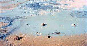 Matthew Broadhead :  A SPACE FOR HUMANS: THE MOON ON EARTH