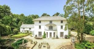 outside view of Corffe House - Devon