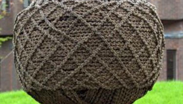 ROPE AND KNOTS : A TALK BY DR. COLIN BYFLEET AND ARTIST ED CRUMPTON