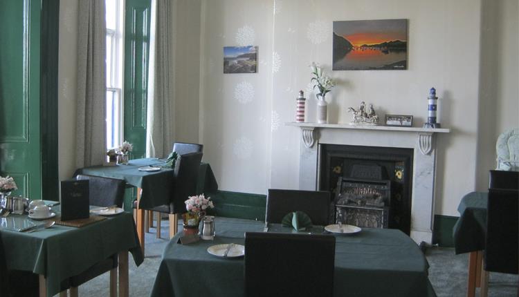 glen devon dining room