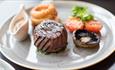 steak with onion rings